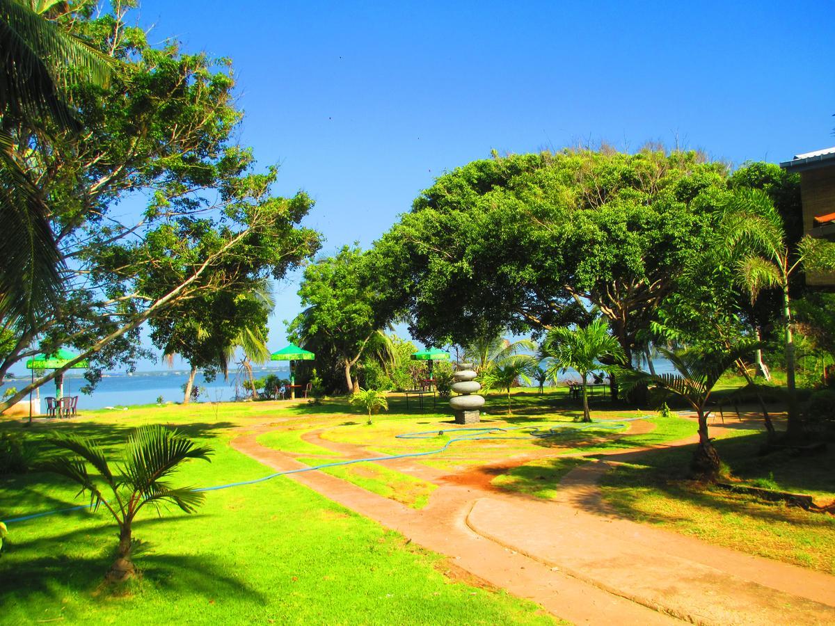 Nico Lagoon Hotel نيجومبو المظهر الخارجي الصورة