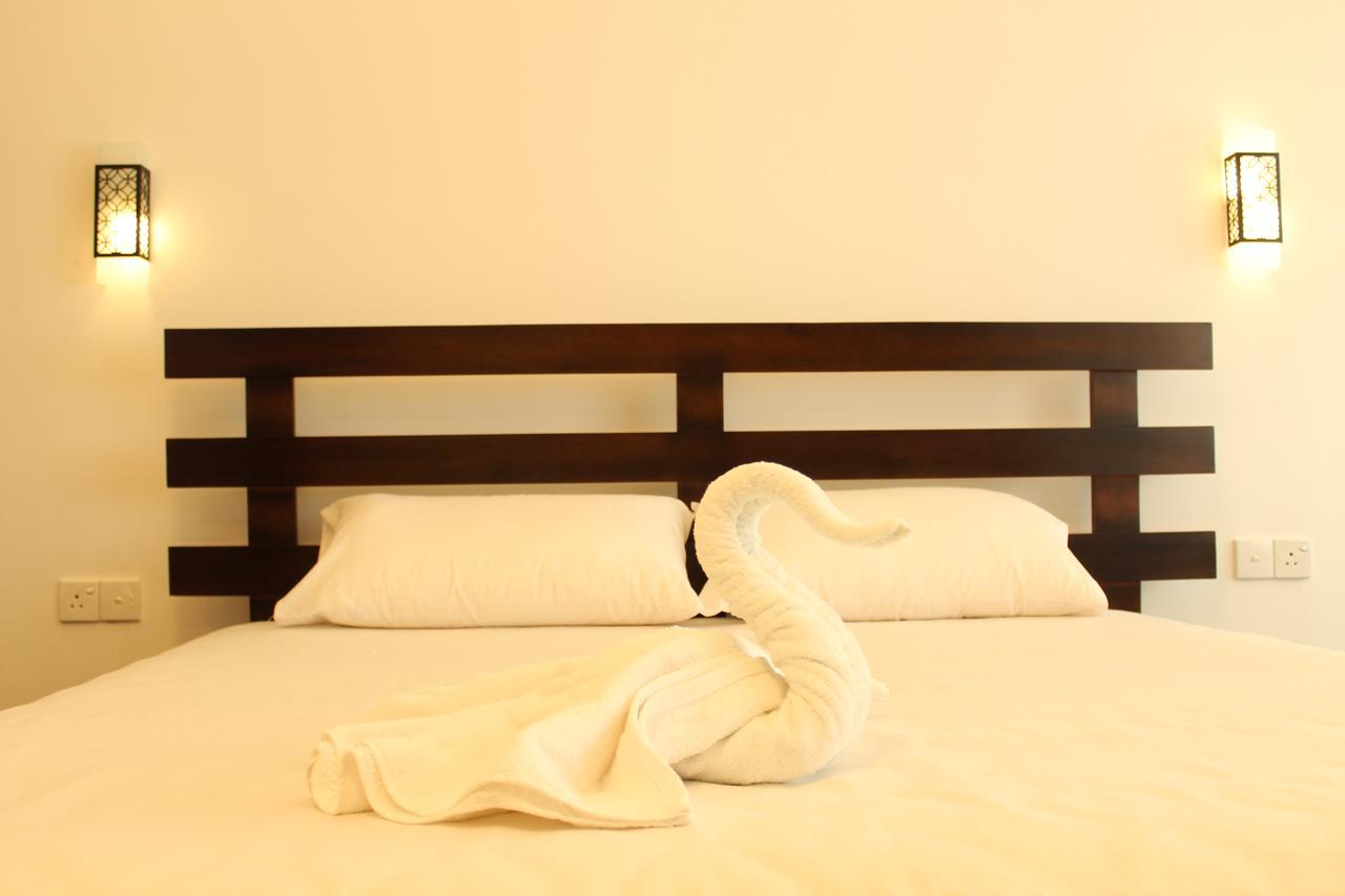 Nico Lagoon Hotel نيجومبو المظهر الخارجي الصورة