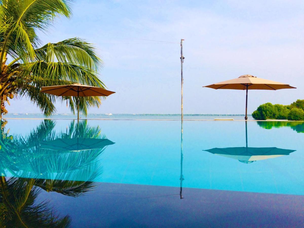 Nico Lagoon Hotel نيجومبو المظهر الخارجي الصورة